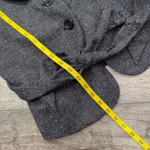The Limited 2 Button Belted Blazer Size L - Picture 4 of 5